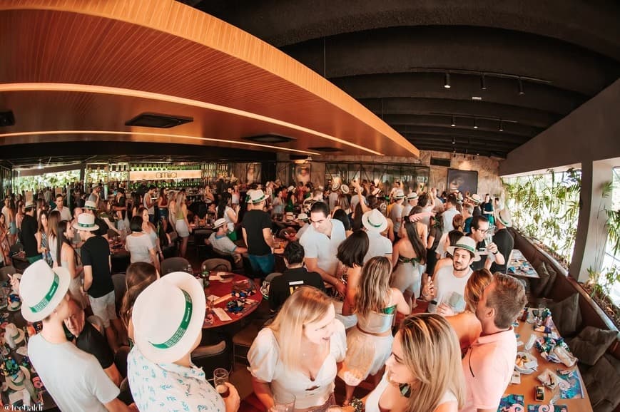 Carnamiiici terá atrações musicais, open bar e open food, além de camiseta personalizada. Foto/Divulgação