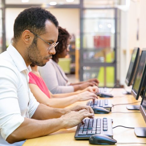 O curso é on-line e conta 50 horas de aulas. Foto: Divulgação/Governo de SP