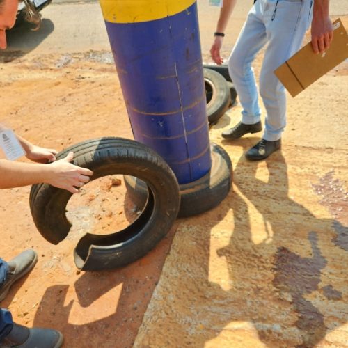 Foram feitas 36 viagens de caminhões para retirar os materiais. Foto/Divulgação