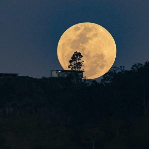 Além da Lua cheia, agosto reserva outras observações astronômicas impressionantes. Foto/Internet